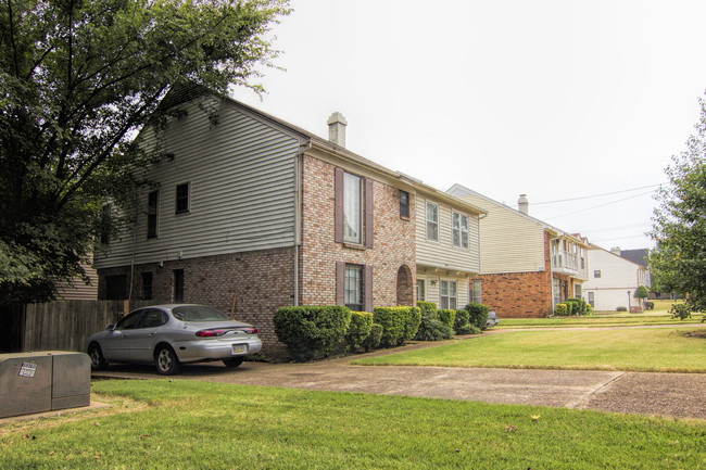 Meadowlark Townhomes