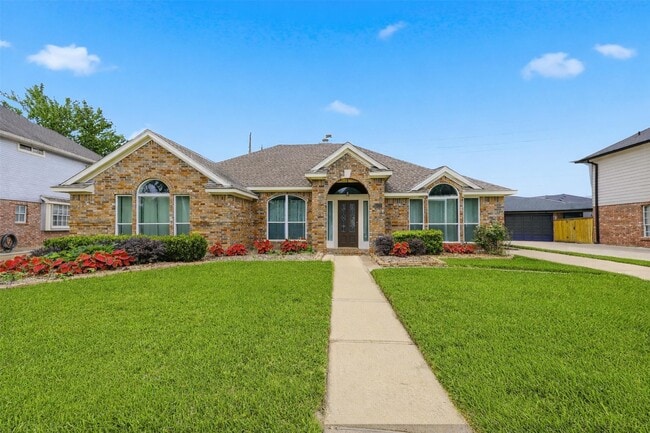 1722 Pecan Crossing Dr