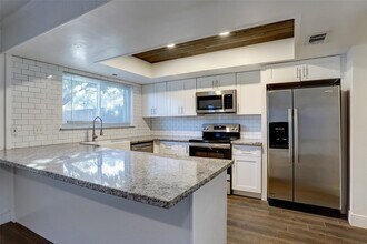 10458 Hammerly Blvd in Houston, TX - Building Photo - Building Photo