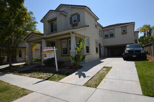 1827 Sheep Ranch Loop in Chula Vista, CA - Building Photo