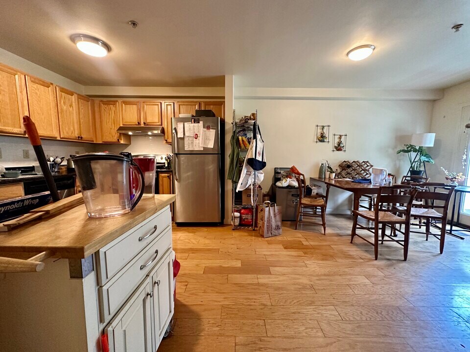 34 Raymond St, Unit A in Boston, MA - Building Photo