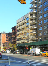 1570 First Ave in New York, NY - Building Photo - Primary Photo