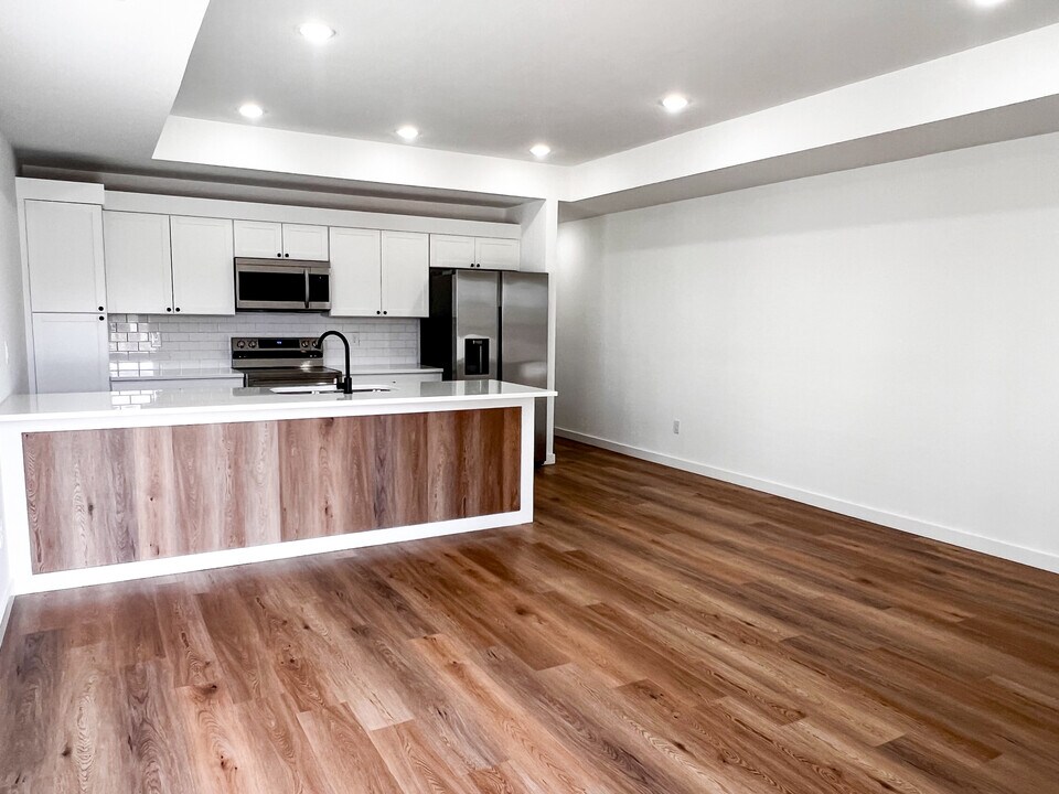 2033 Brother Arthur Trl in Inman, SC - Building Photo