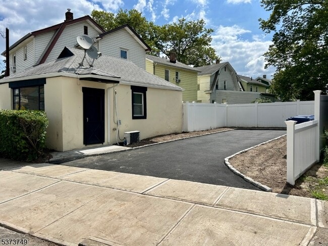 property at 376 2nd St