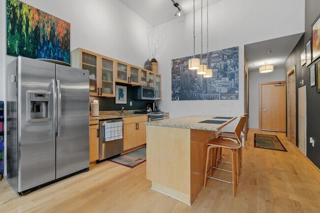 1120 S 2nd St, Unit 1000-1201 in Minneapolis, MN - Building Photo - Building Photo