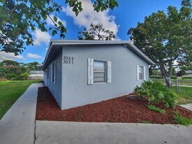 3029 Martin Ave in Greenacres, FL - Building Photo