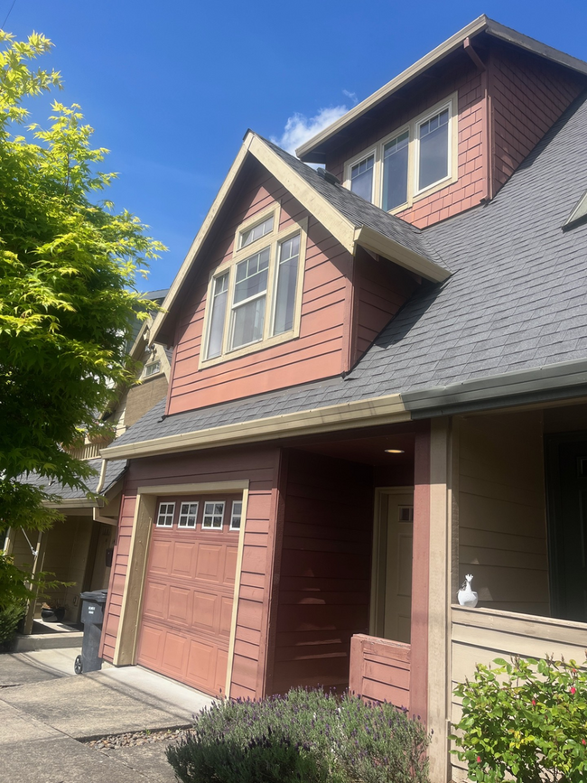 property at 1423 16th St