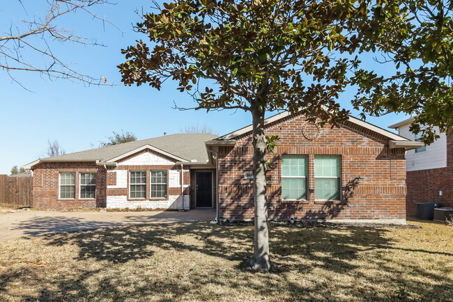 property at 2027 Northridge Dr