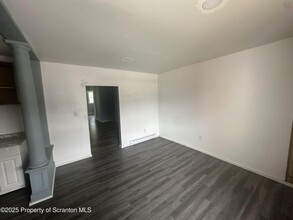 810 Main St in Avoca, PA - Building Photo - Building Photo