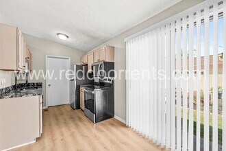 5904 Beau Jardin Dr in Indianapolis, IN - Building Photo - Building Photo