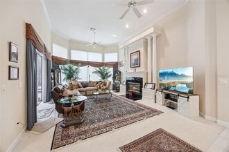 8742 Southern Breeze Dr in Orlando, FL - Building Photo - Building Photo