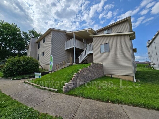 property at 1315 E 123rd Terrace