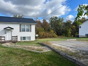 229 Old Hwy 100 in Villa Ridge, MO - Building Photo - Building Photo