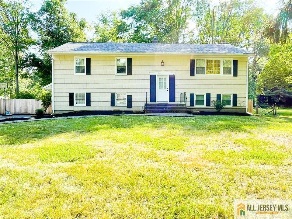 94 Princeton Hightstown Rd in West Windsor Township, NJ - Building Photo