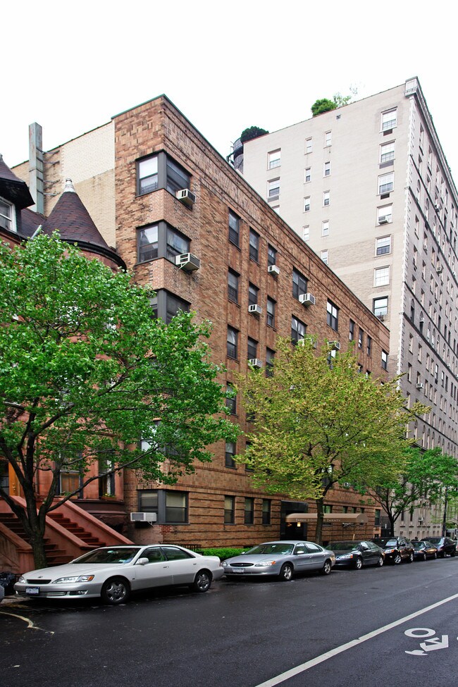 320 W 90th St in New York, NY - Foto de edificio - Building Photo