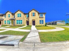 8002 Scanlan Trce in Sienna, TX - Building Photo