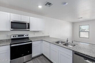 9930 W Carousel Dr in Arizona City, AZ - Building Photo - Building Photo