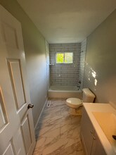 6199 Neff Rd in Mount Morris, MI - Building Photo - Building Photo