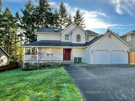 1013 NW Calypso Cir in Silverdale, WA - Building Photo