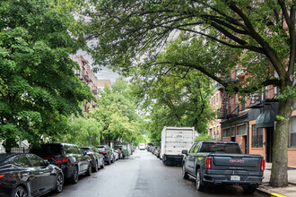 514 E 11th St in New York, NY - Building Photo - Building Photo