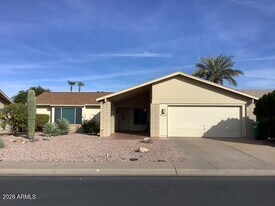 934 Leisure World in Mesa, AZ - Building Photo