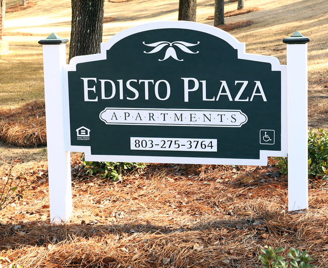 Edisto Plaza Apartments in Johnston, SC - Building Photo - Building Photo