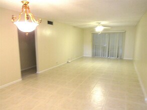 3001 Portofino Isle in Coconut Creek, FL - Building Photo - Building Photo