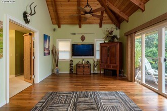 164 Hoopalua Dr-Unit -164 in Makawao, HI - Building Photo - Building Photo