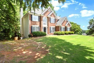 194 Lake Ruby Dr in Suwanee, GA - Building Photo - Building Photo