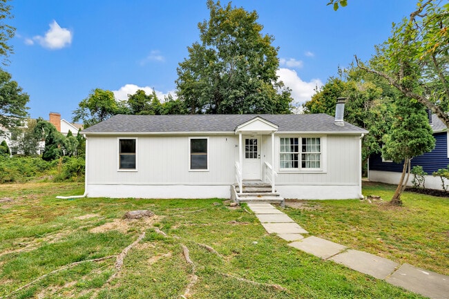 property at 30 Crescent Park Rd