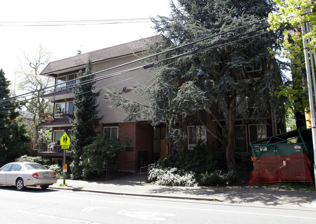 Fifth Avenue Manor in Seattle, WA - Foto de edificio - Building Photo