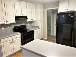10 McIntosh Estates Dr in Sharpsburg, GA - Building Photo - Building Photo