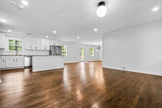 3089 Del Monico Dr in Decatur, GA - Building Photo - Building Photo