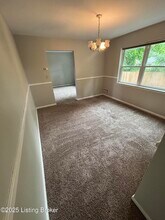 338 Idlewylde Dr in Louisville, KY - Building Photo - Building Photo