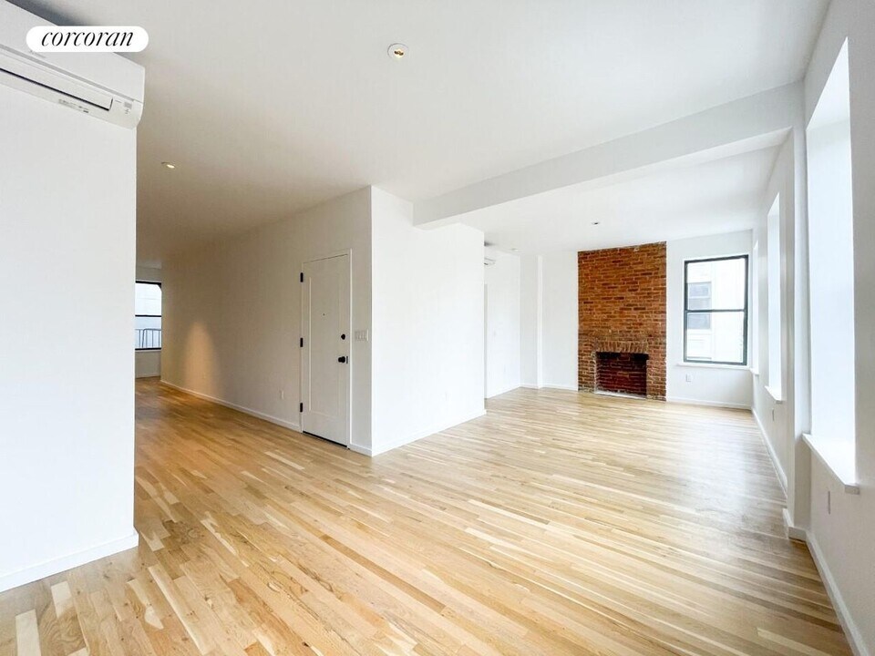 68 N 3rd St in Brooklyn, NY - Building Photo