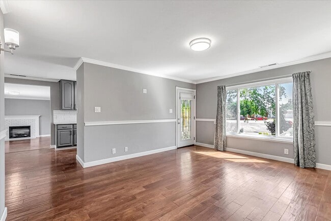 property at 2632 Day Ct