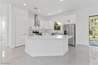 1081 Desoto Blvd S in Naples, FL - Building Photo - Building Photo