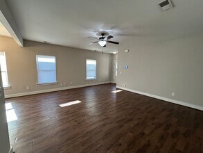 6214 Cathwick Dr in Mc Calla, AL - Building Photo - Building Photo