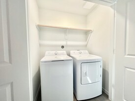 31508 Casamari Dr in Huffman, TX - Building Photo