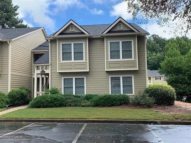 27 Matawan Cir