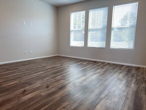 18363 E Arizona Pl in Aurora, CO - Foto de edificio - Building Photo