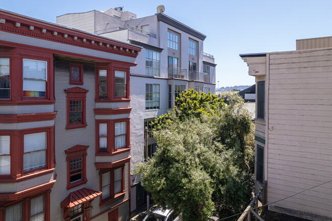 1095 Natoma St in San Francisco, CA - Building Photo - Building Photo