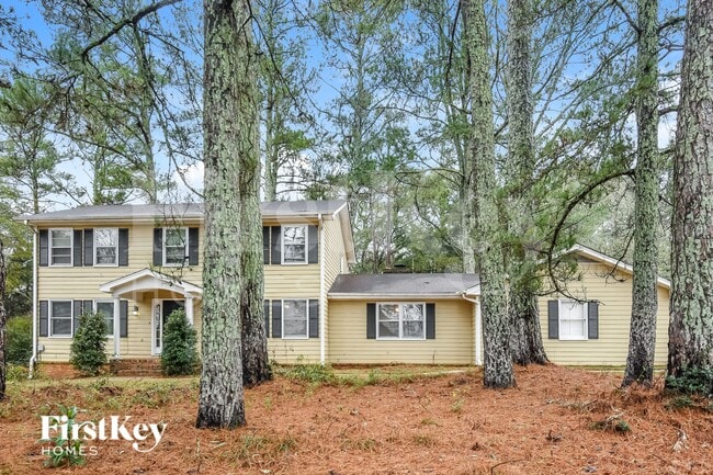 property at 965 Sugar Creek Dr SE