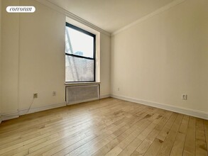 742 St Nicholas Ave in New York, NY - Building Photo - Building Photo