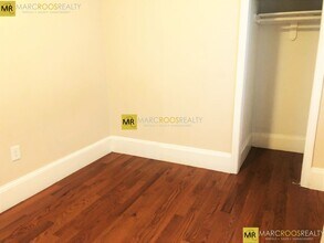 241 Maverick St in Boston, MA - Building Photo - Building Photo
