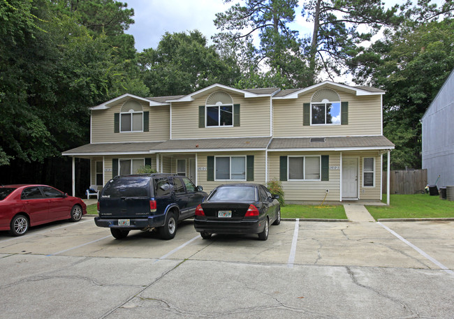 2010 E Park Ave in Tallahassee, FL - Building Photo - Building Photo