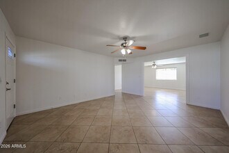 3015 W Bluefield Ave in Phoenix, AZ - Building Photo - Building Photo