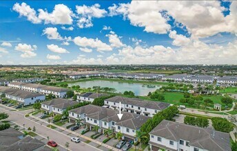 10835 SW 235th Ln in Princeton, FL - Building Photo - Building Photo