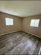 2871 Edgewood Rd in Cedar Rapids, IA - Foto de edificio - Building Photo