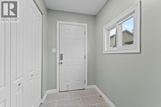 417 Reaume Rd in Windsor, ON - Building Photo - Building Photo